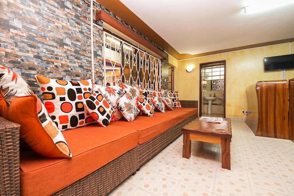 Upperhill Blueberry Hotel Nairobi Exterior photo
